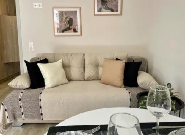Konstantinos, Mon Repo Apartment in Corfu