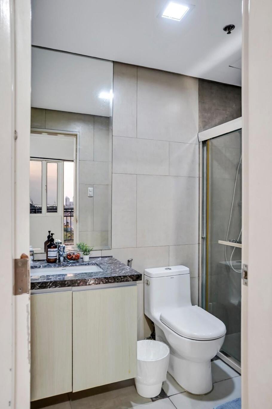 Shower, Toilet, Bathroom, bidet