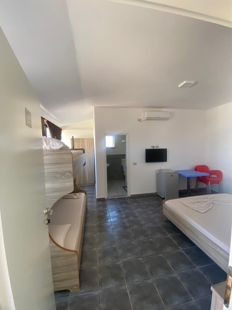 Rei Capsule hotel in Vlorë County, Albania
