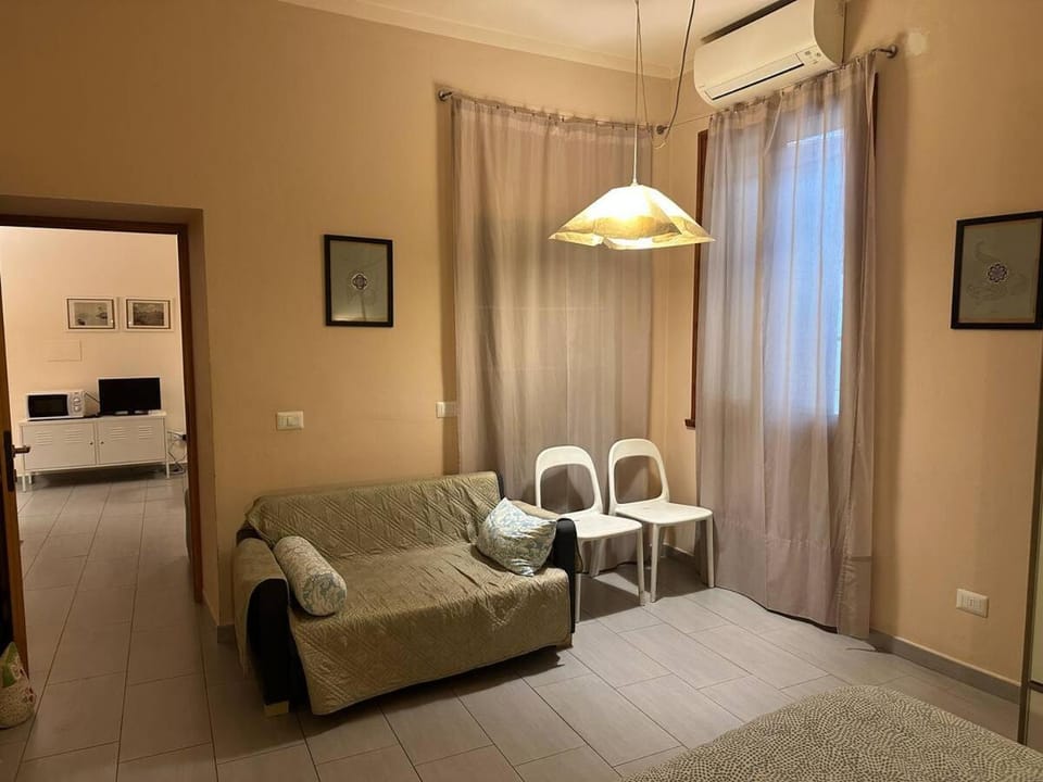 Suite Cavour 2 - City Center Apartment in Ravenna