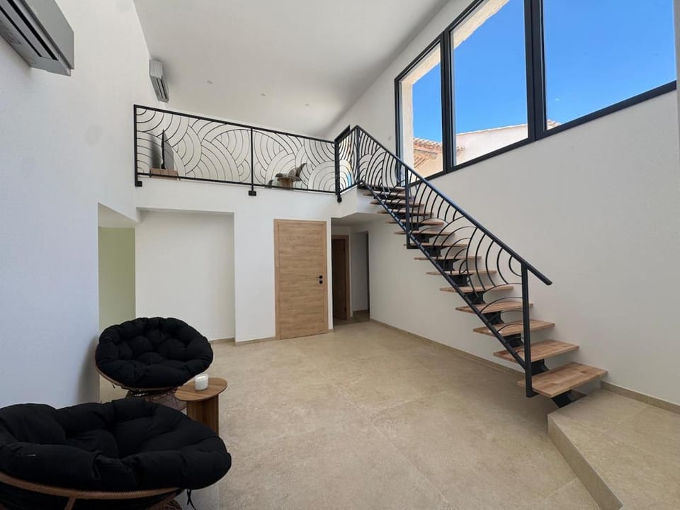 Havre de paix avec piscine Proche Aix Villa in Le Puy-Sainte-Réparade