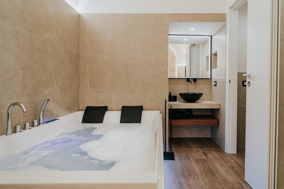 Bathroom, Bath