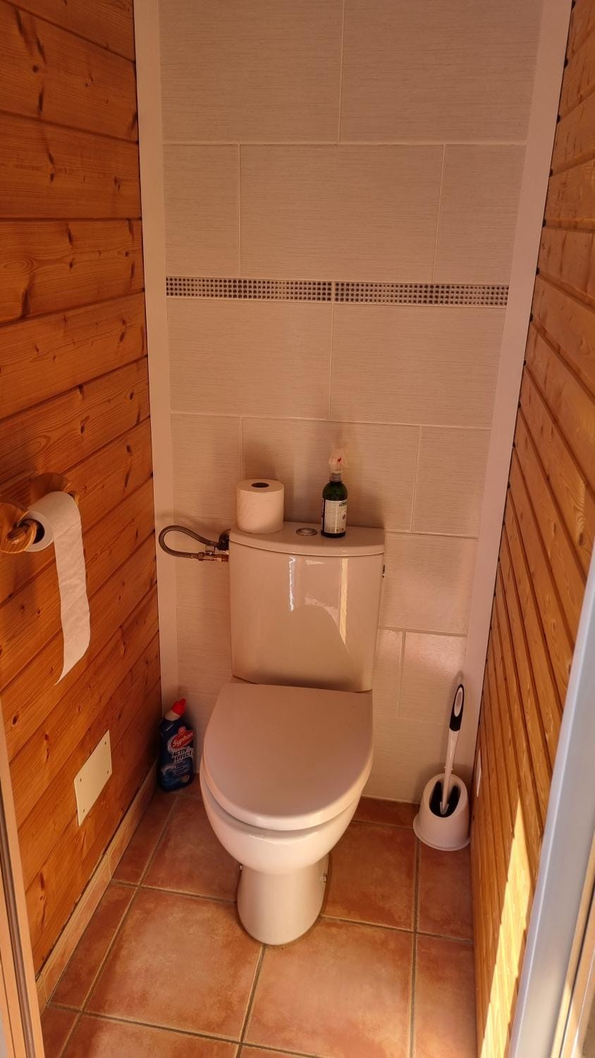 Toilet