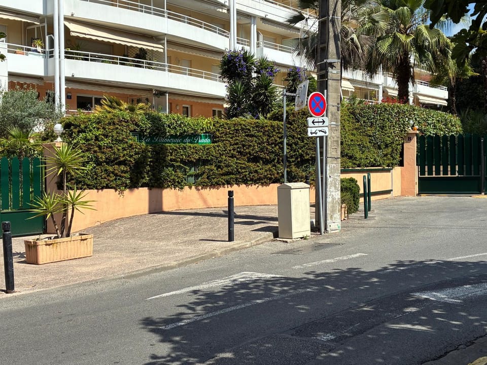 Elégant 2 pièces calme, sécurisé près centre-ville Apartment in Cannes