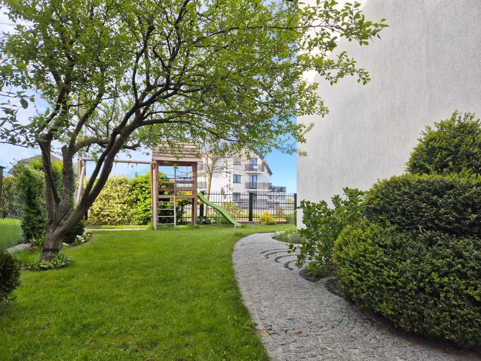 Garden, Garden view