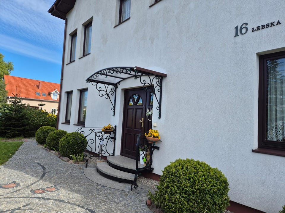 Property building, Spring