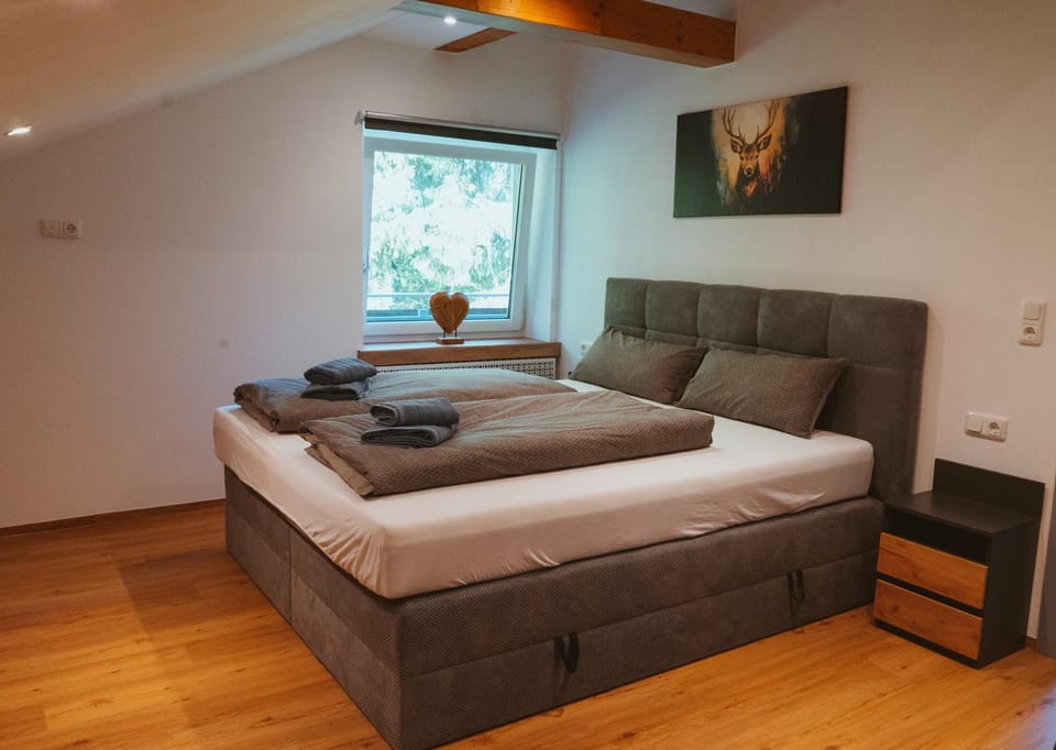 Bed, Bedroom