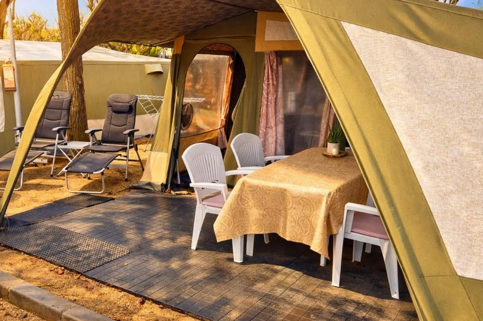 glamping bravatents Campground/ 
RV Resort in Blanes