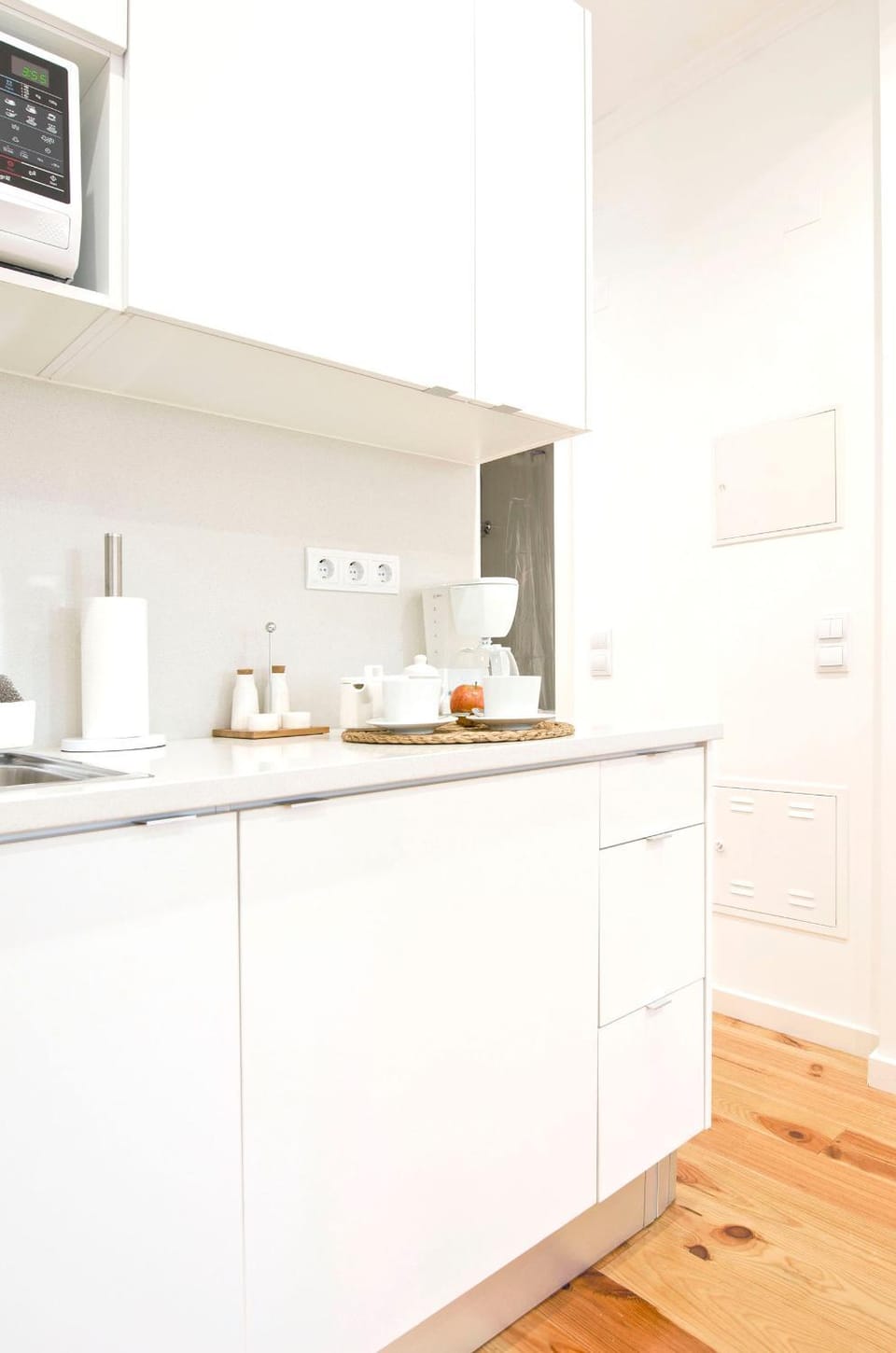 Coffee/tea facilities, Kitchen or kitchenette, Dining area
