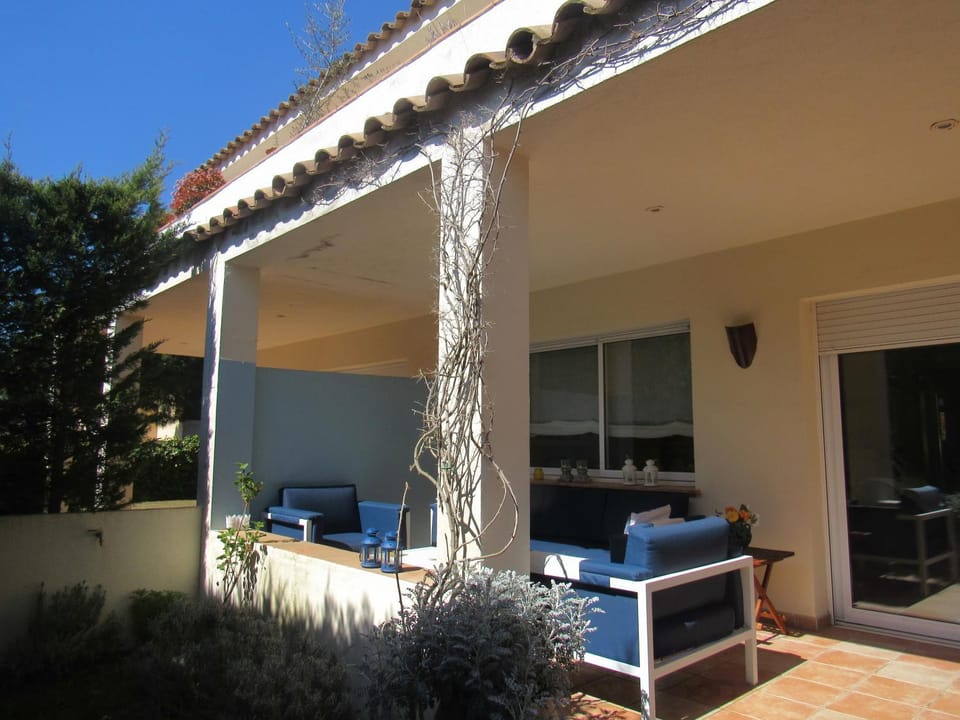Property building, Patio