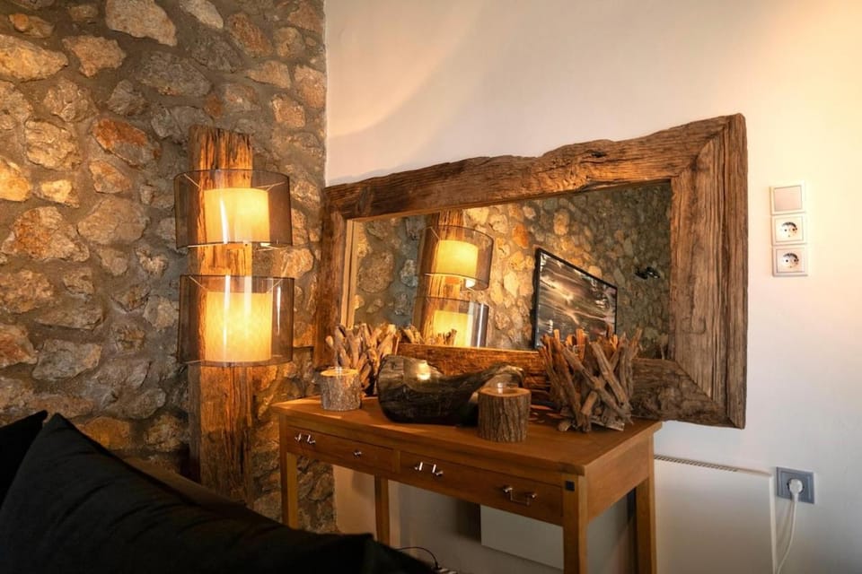Lithos Suite by Ski Alure Apartment in Peloponnese, Western Greece and the Ionian