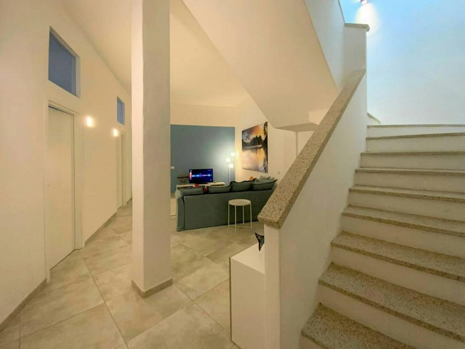 TV and multimedia, Kitchen or kitchenette