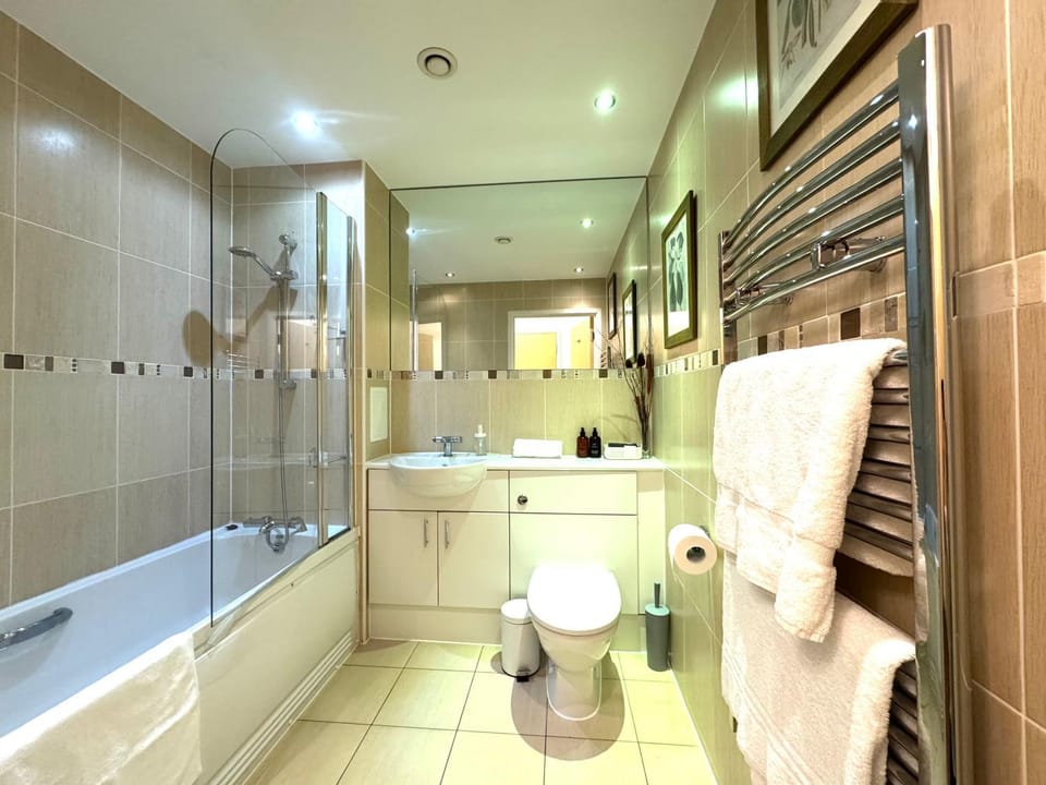 Bathroom, Bath