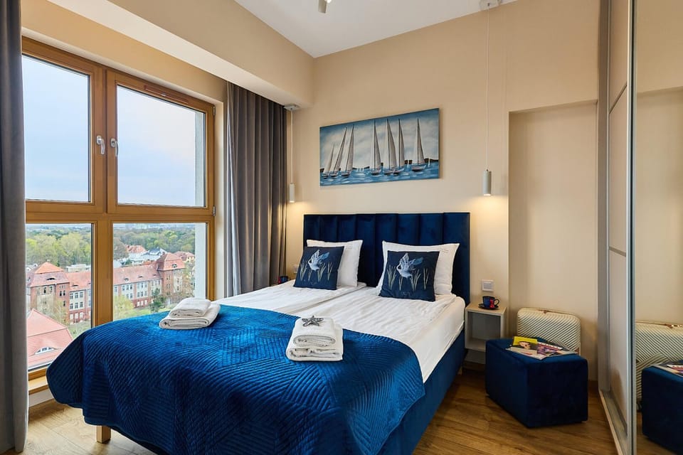 Golden Hour Apartments- Platan Tower 102 Apartment in Swinoujscie