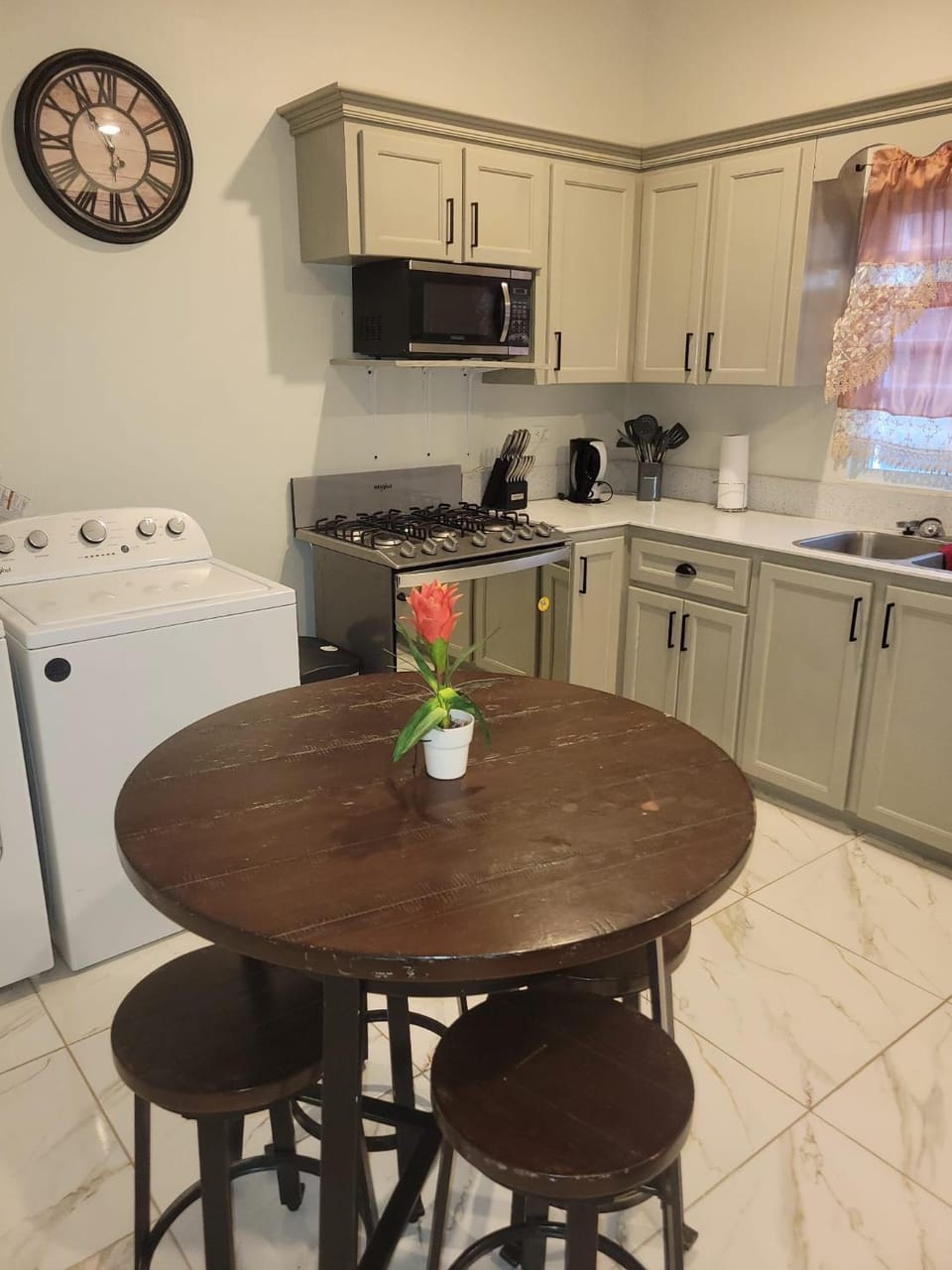 It's Time For A Getaway! Apartment in Leeward Islands