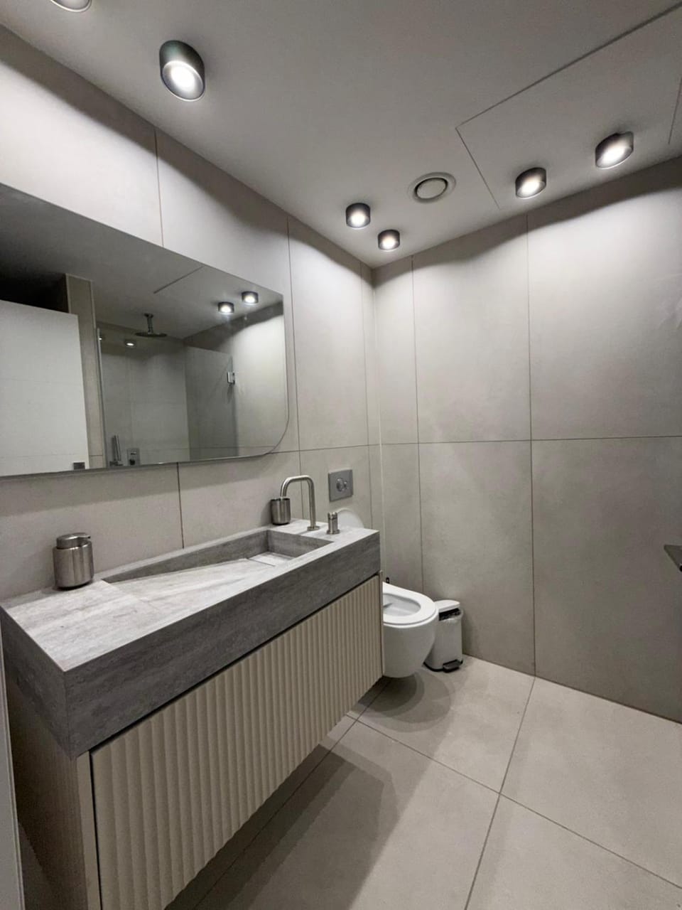 AH - Port TLV Luxury Apartment With Jacuzzi Apartment in Tel Aviv-Yafo