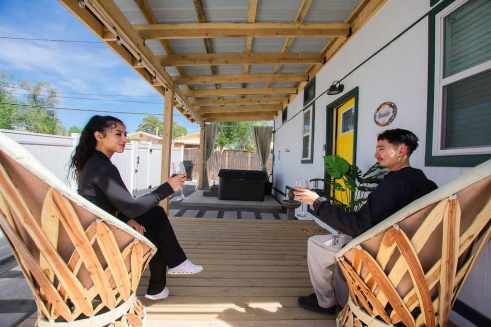 The Frida Tiny House-Hot Tub-Pet Friendly-No Pet Fee! House in Albuquerque