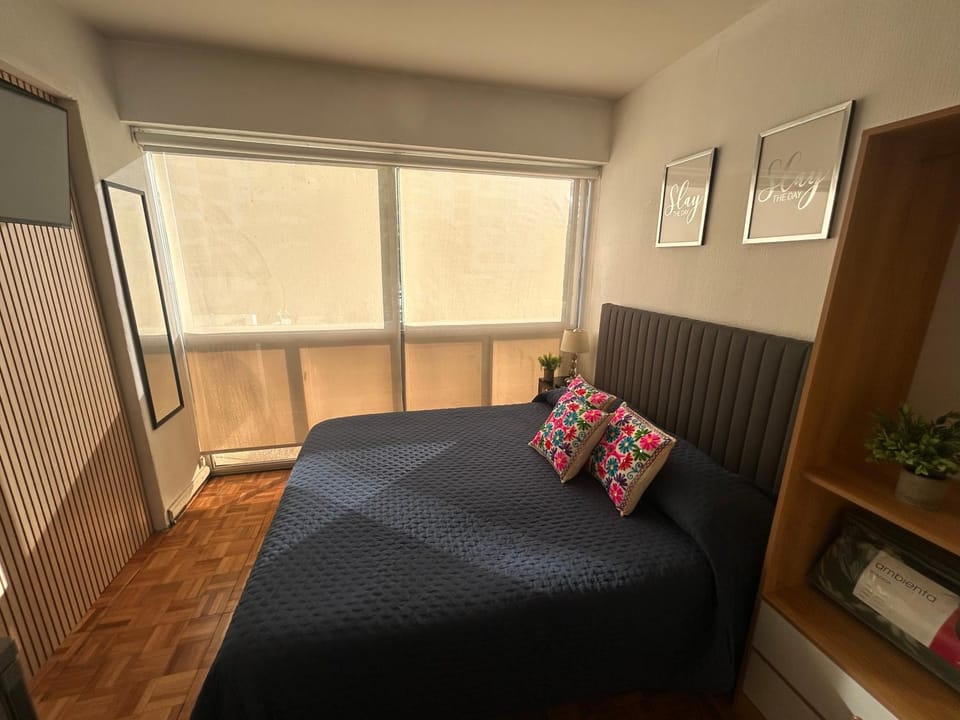 6 Norte Barrio Poniente A pasos de Av Perú and Beach Apartment in Vina del Mar