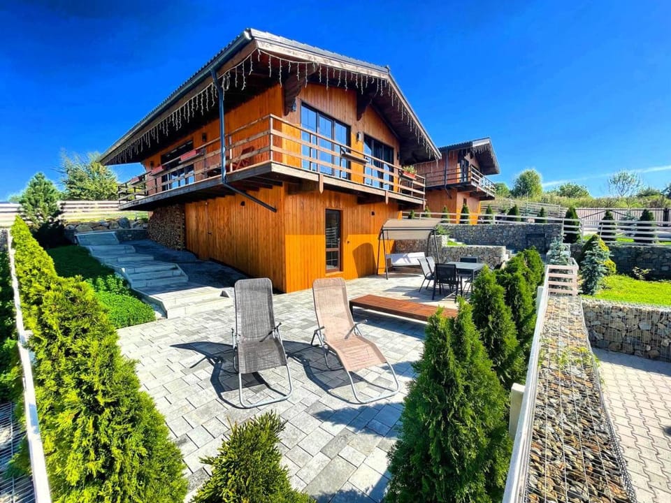 Property building, On site