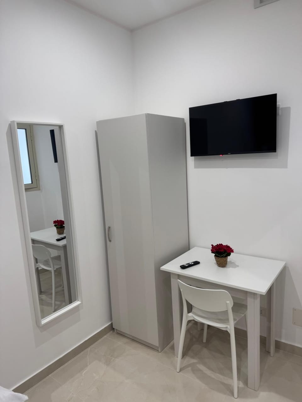 TV and multimedia, wardrobe
