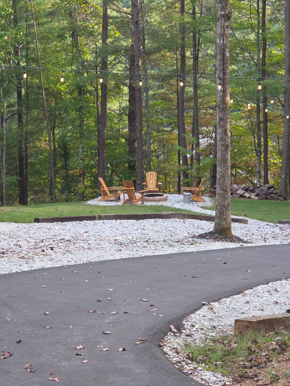 Lazy T Cabins - The Skoolie Cabin in Stecoah
