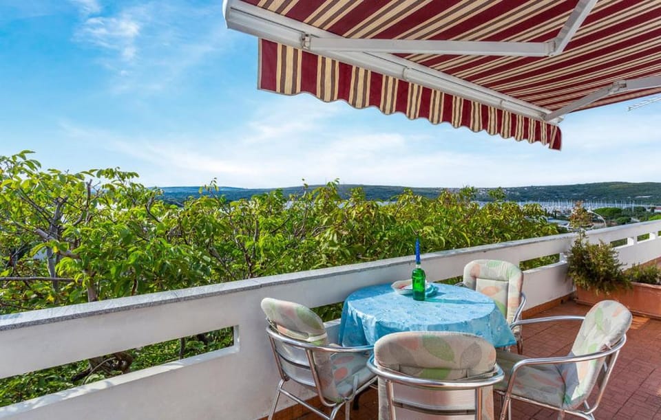 View (from property/room), Balcony/Terrace, Sea view