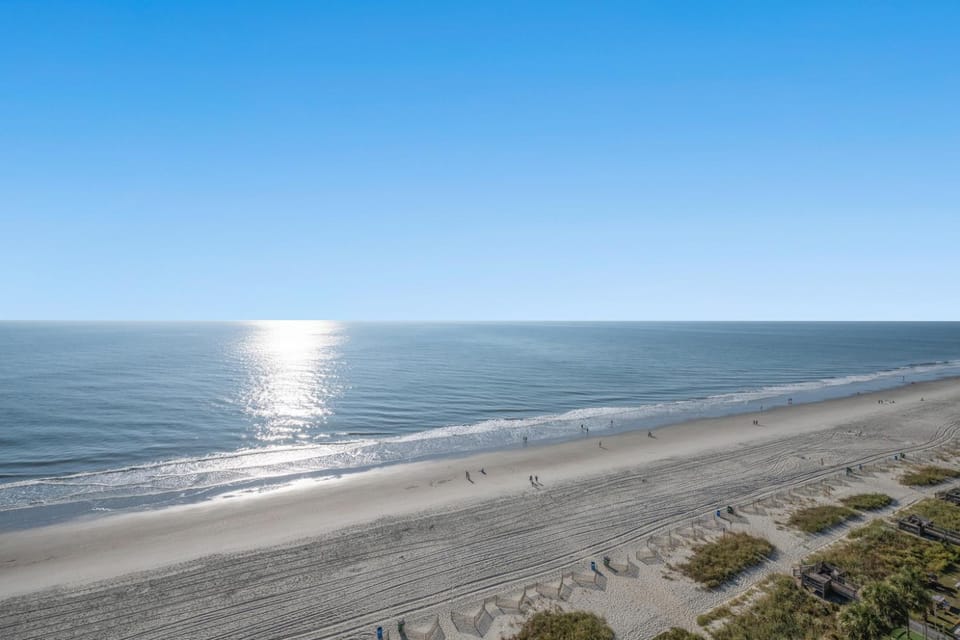 Deja View! 14th floor King Ste w 2 Balconies-Wow! Resort in Myrtle Beach