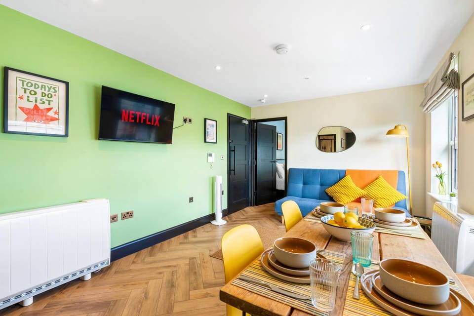 TV and multimedia, Kitchen or kitchenette