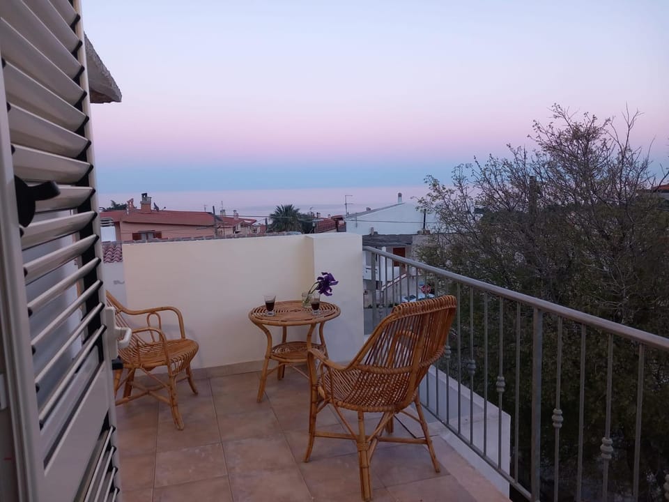 Property building, Balcony/Terrace