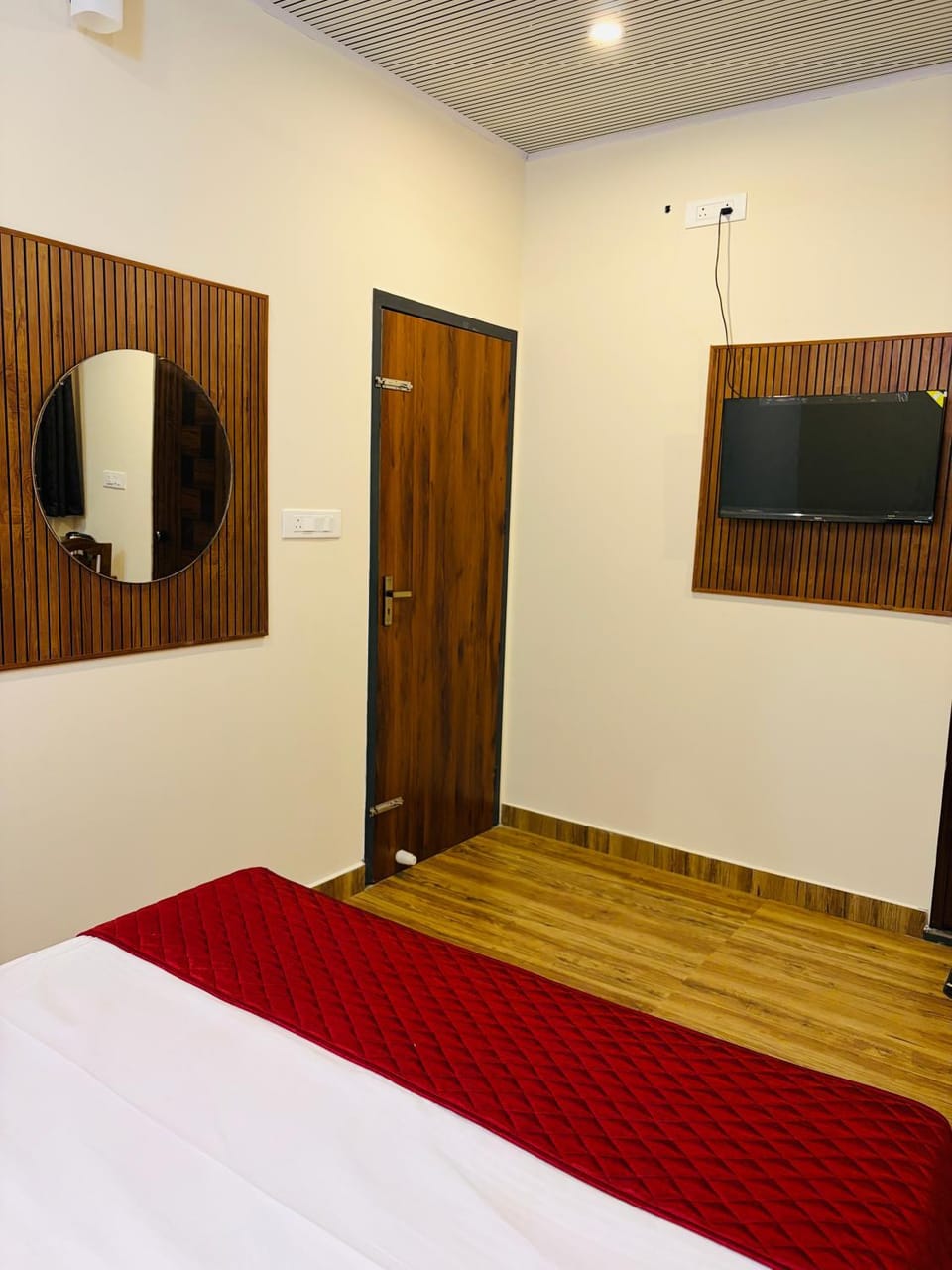 MistVale Grand Resort in Kerala
