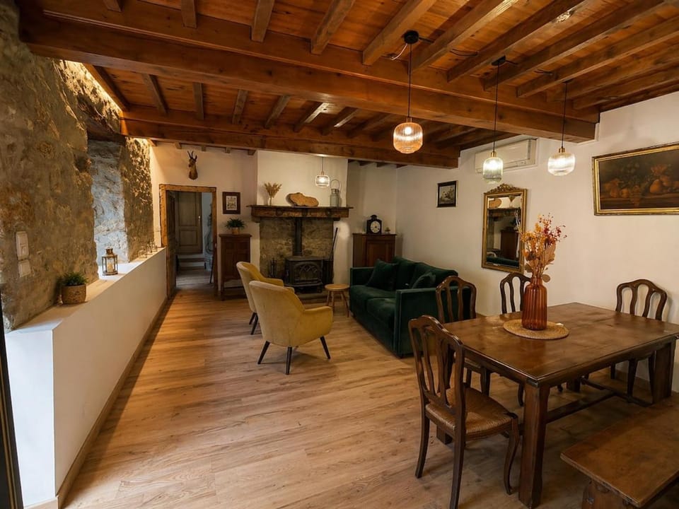 Spa privatif - Jardin - Salle de jeux - Maison Pyrénées House in Occitanie