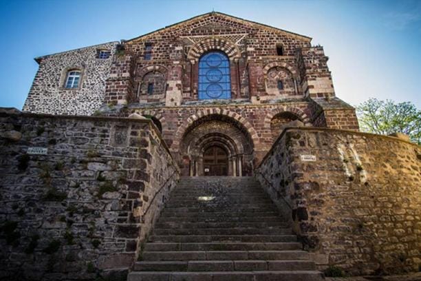 Chambres des remparts de l abbaye Bed and Breakfast in Auvergne-Rhône-Alpes