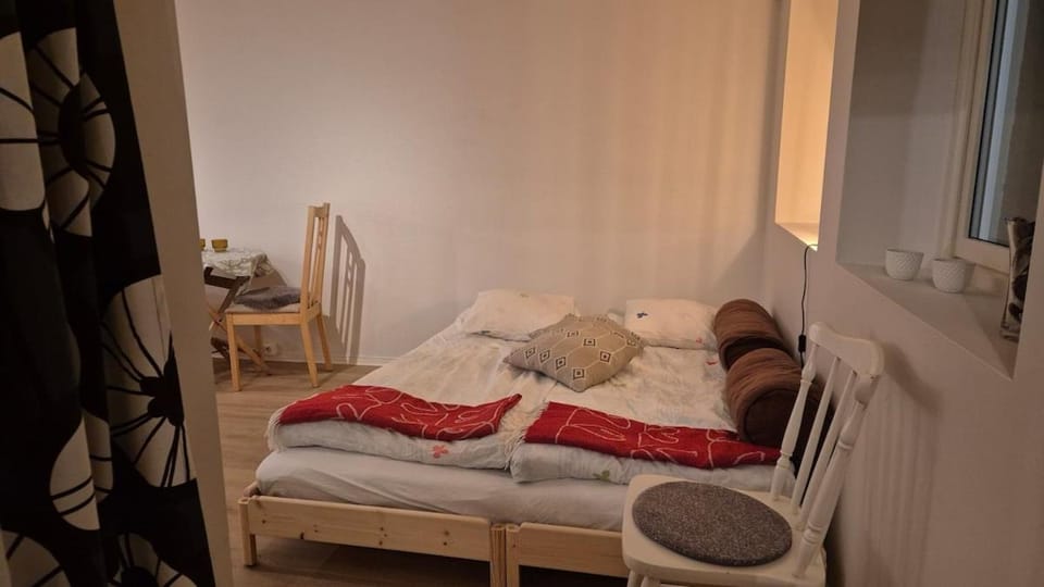 Mountain view, free parking, close to nature! Apartment in Tromso