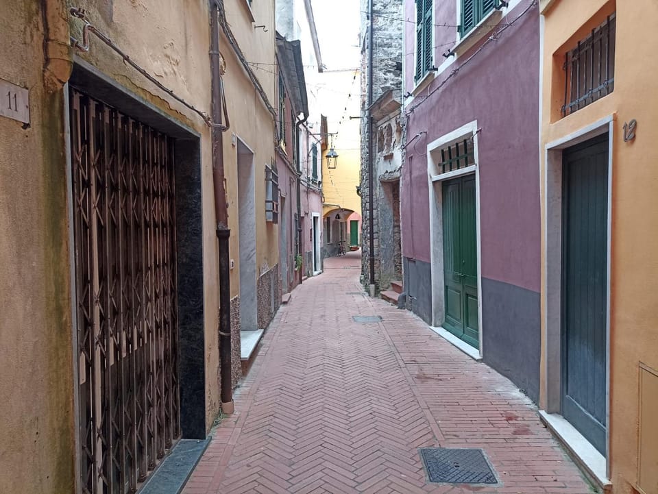 Ameste Home Apartment in Ameglia