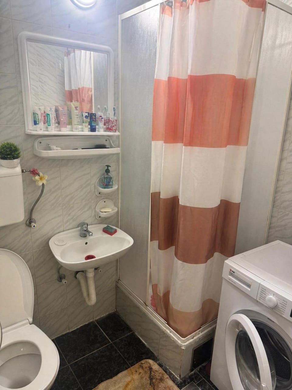 Simple Comfort Apartment Apartment in Budva Municipality