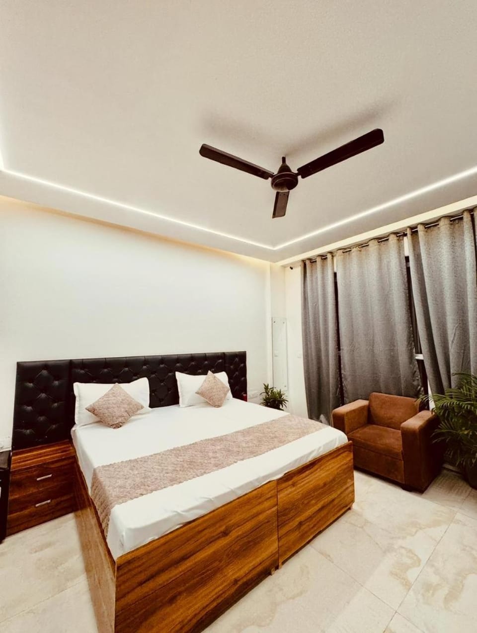 Hotel Shree Bed and Breakfast in Gurugram