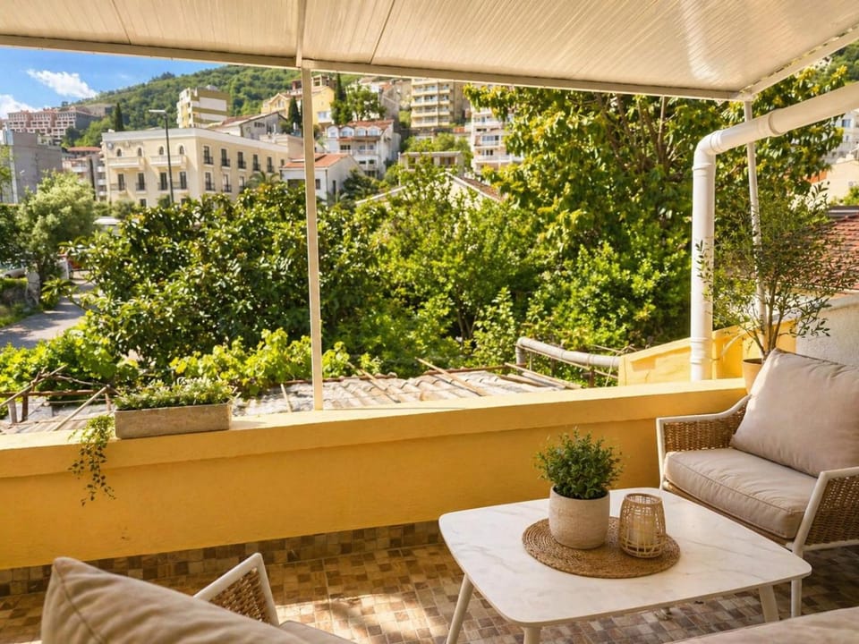 Apartment Nespole Budva Center House in Budva