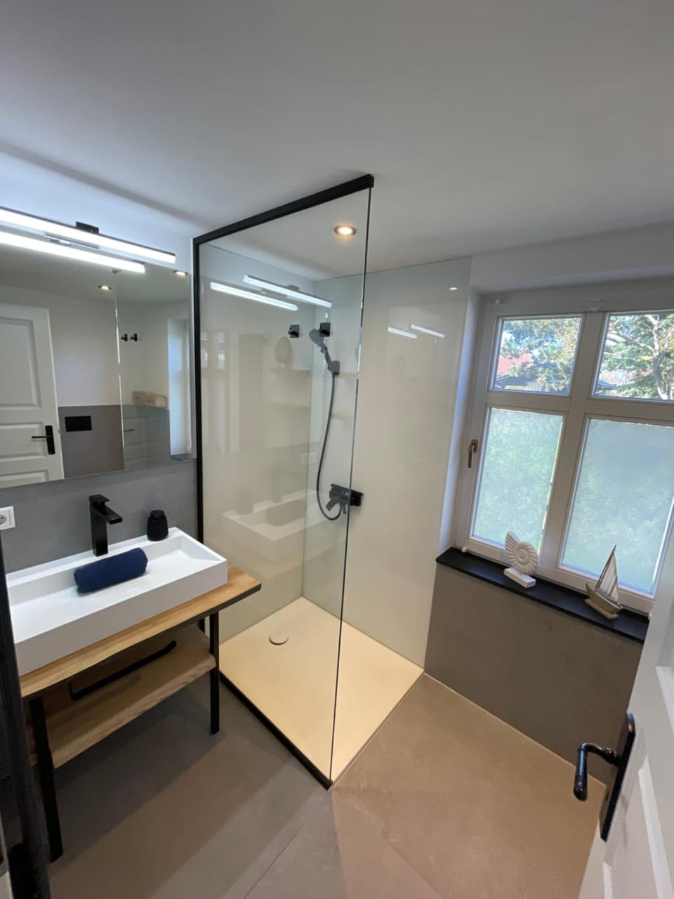 Shower, Bathroom
