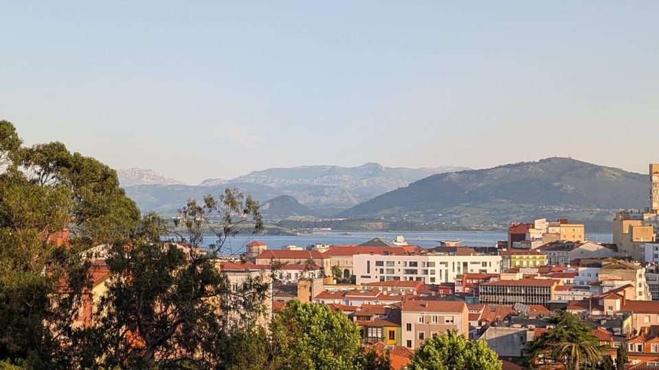 Mountain view, Sea view