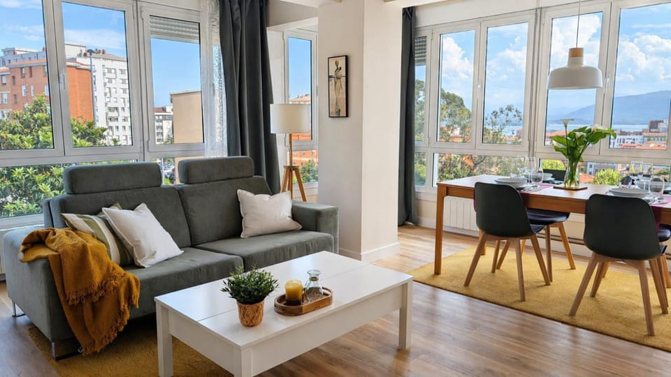 View (from property/room), Living room, Dining area