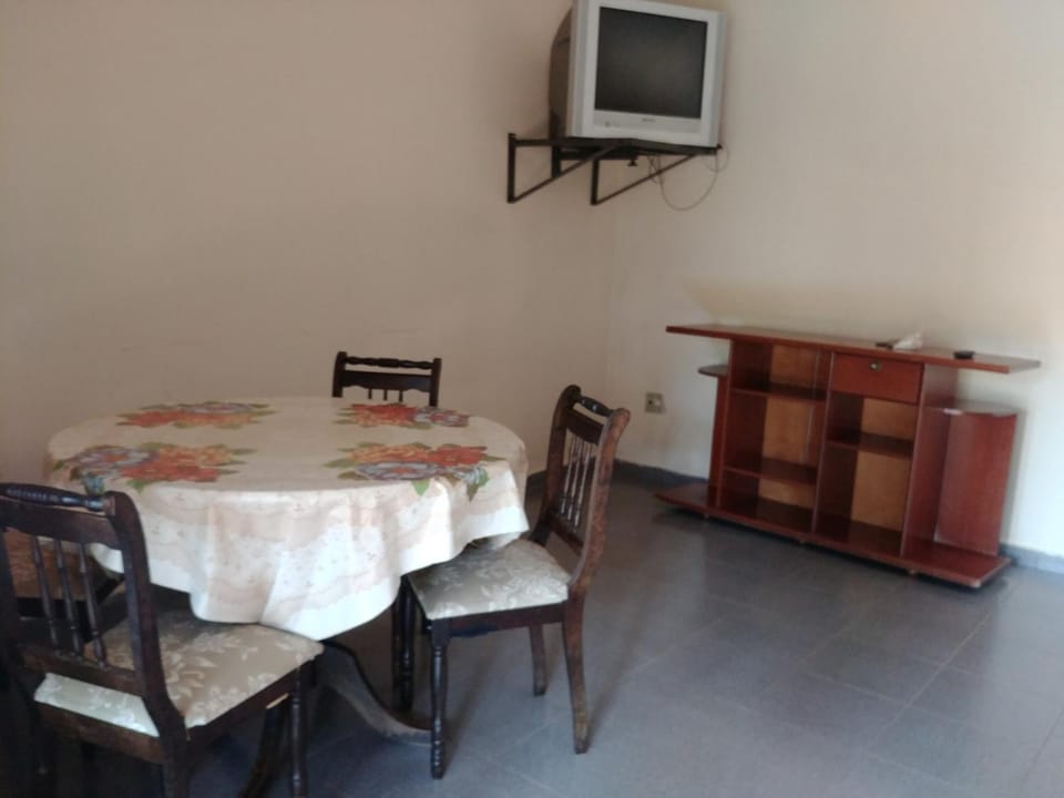 Chácara Silveira House in Ribeirão Preto