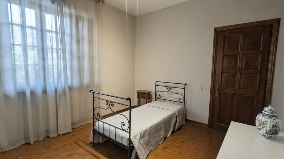 Casa con giardino Apartment in Marina di Carrara