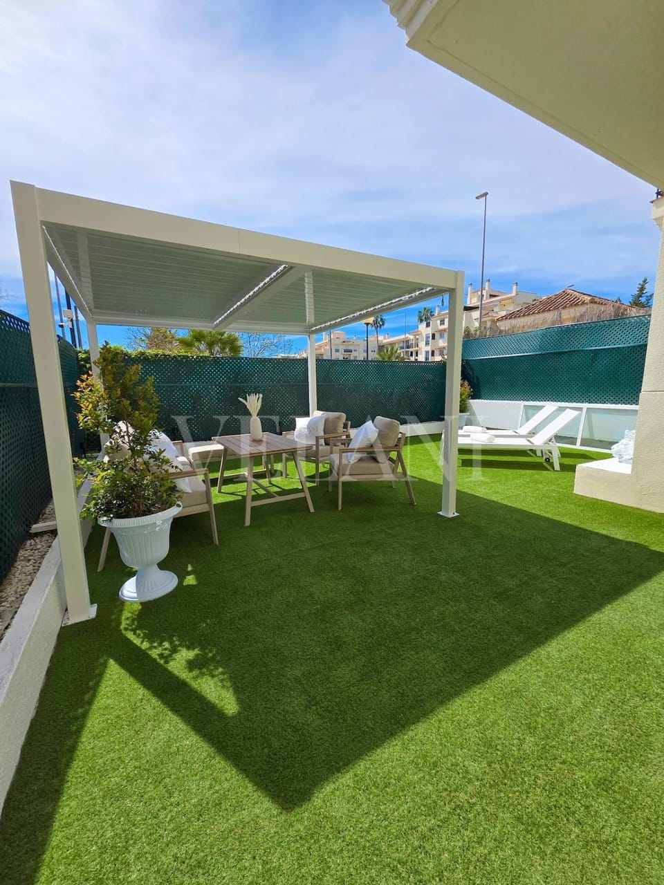 Garden, Balcony/Terrace