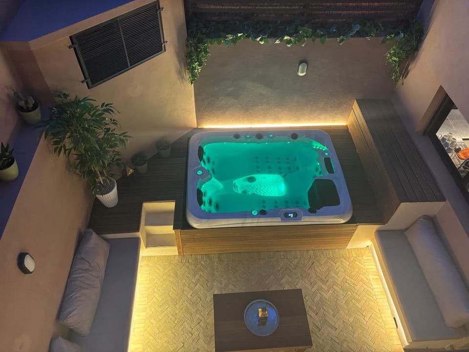 Hot Tub