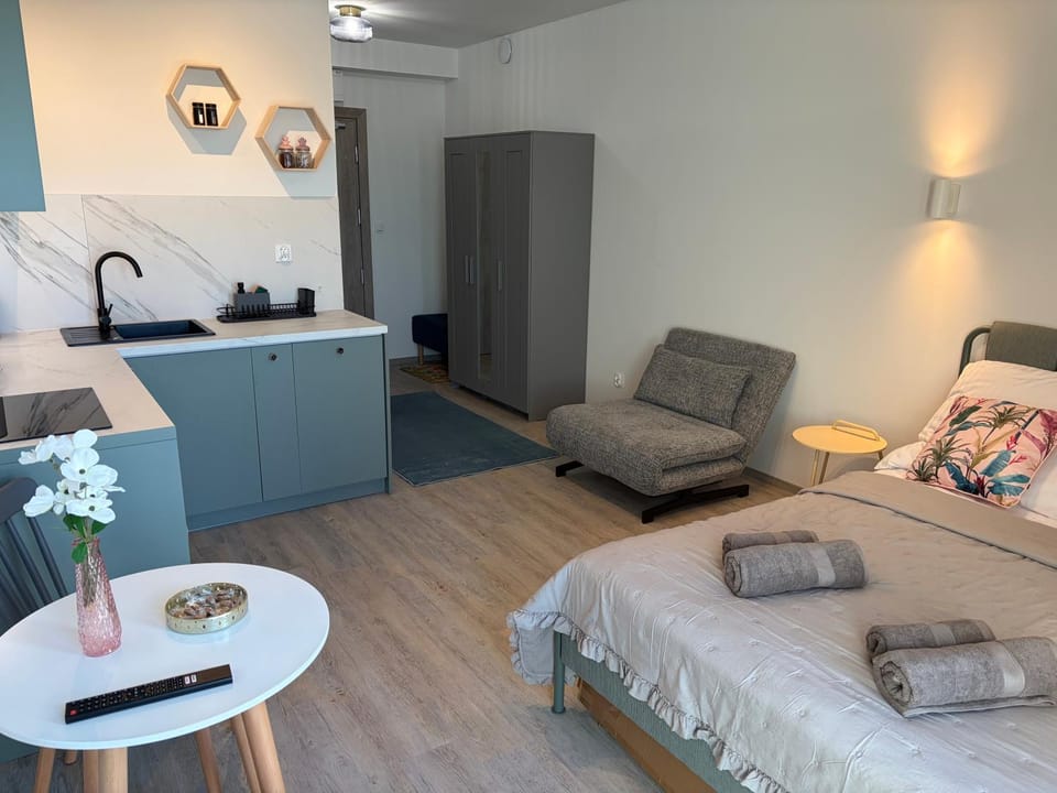 Apartament Perła Mórz Jedź na Wakacje 80 Garaż Faktura Apartment in West Pomeranian Voivodeship, Poland