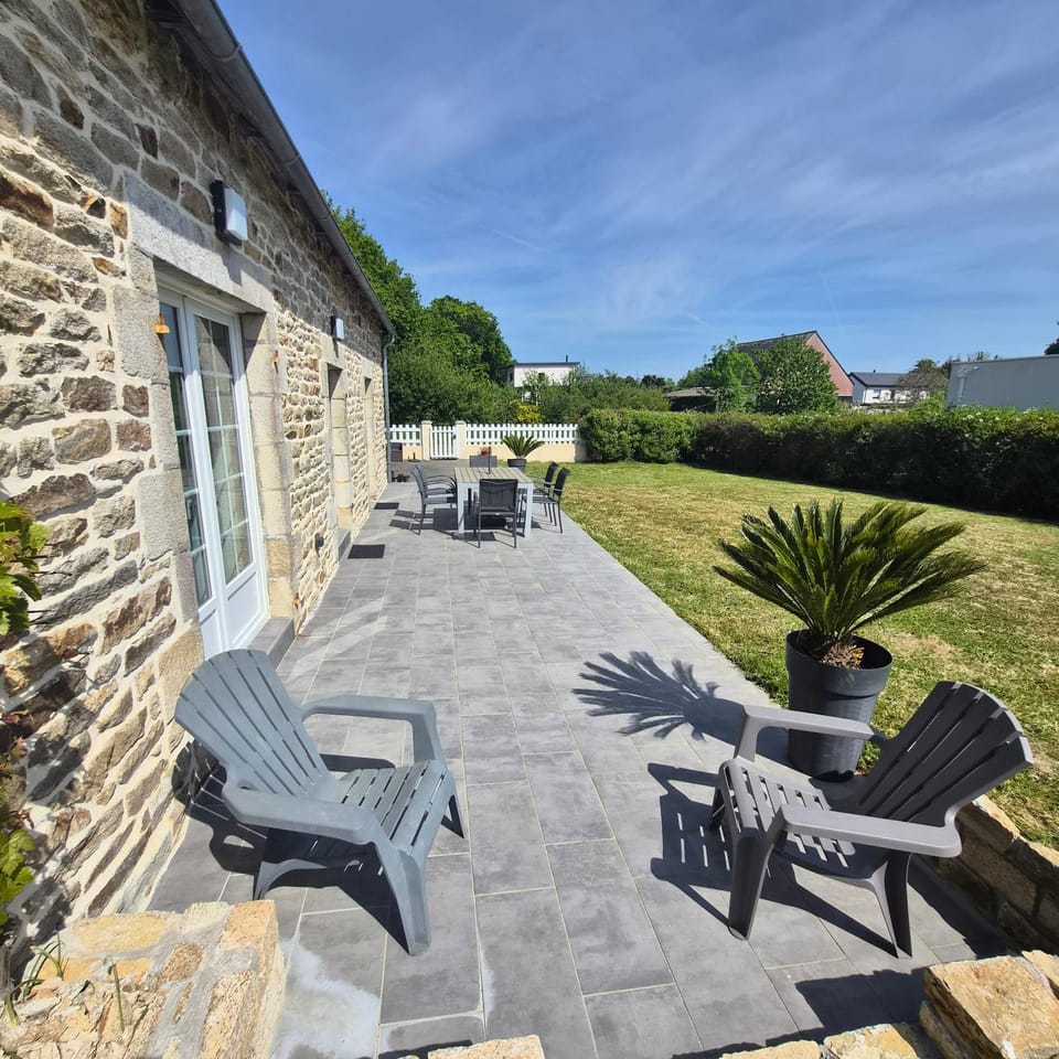 "Le Penty" Maison au calme, à quelques minutes à pieds du centre ville de Fouesnant et à 5minutes des plages en voiture! House in Fouesnant