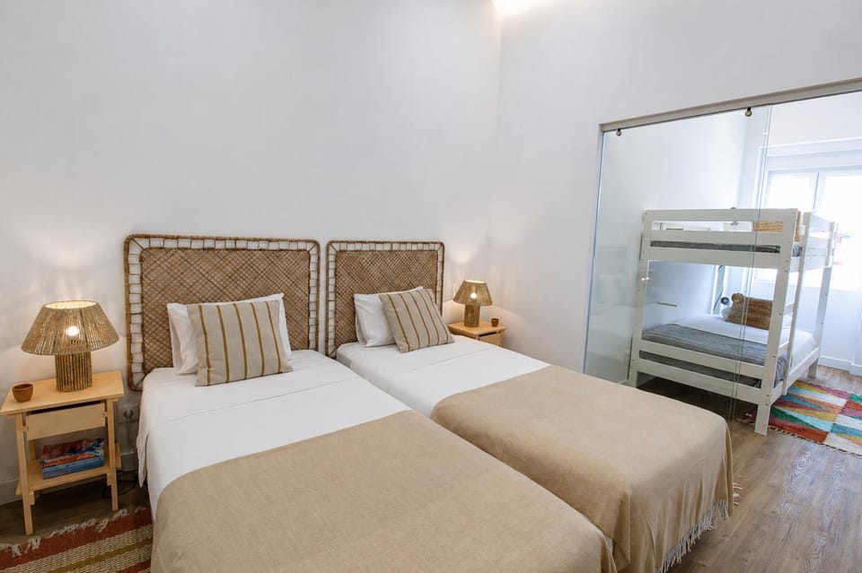 Bed, Bedroom, bunk bed