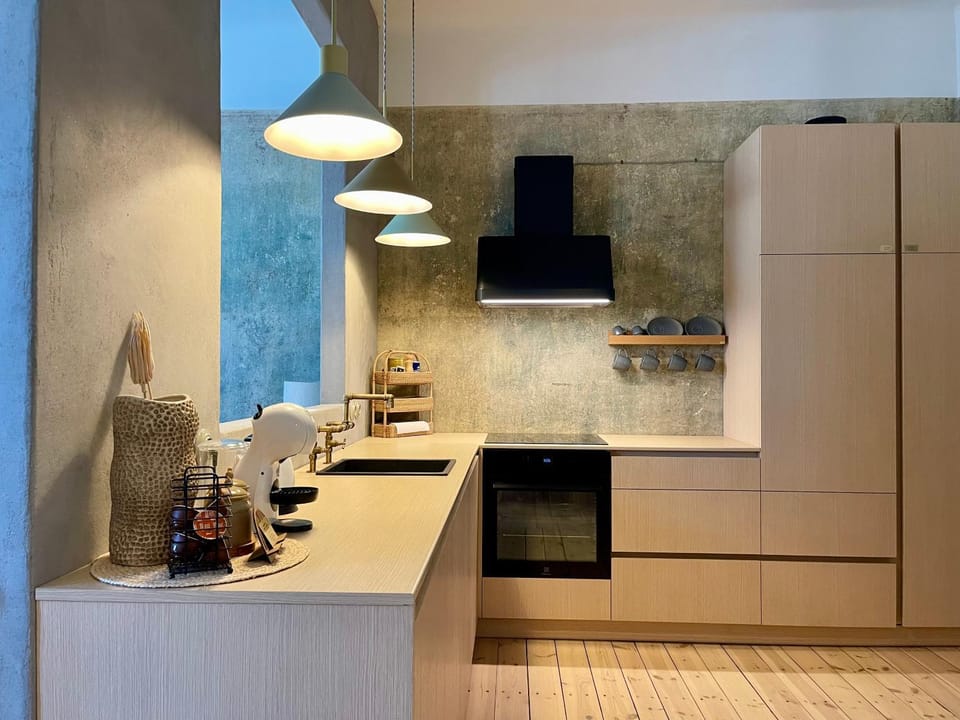 Coffee/tea facilities, kitchen
