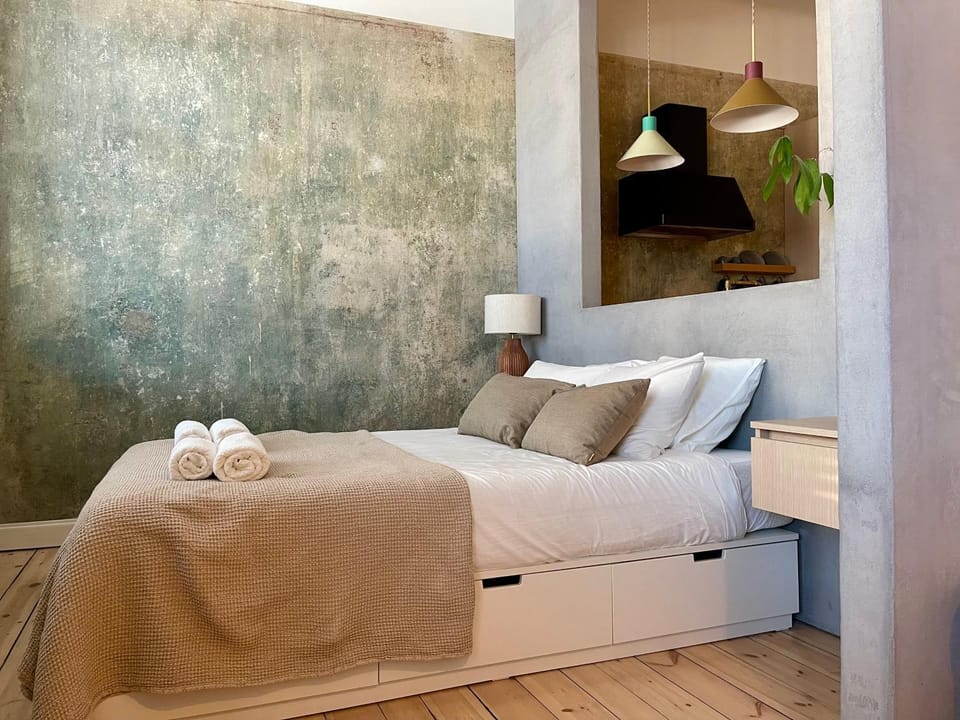 Bed, Bedroom
