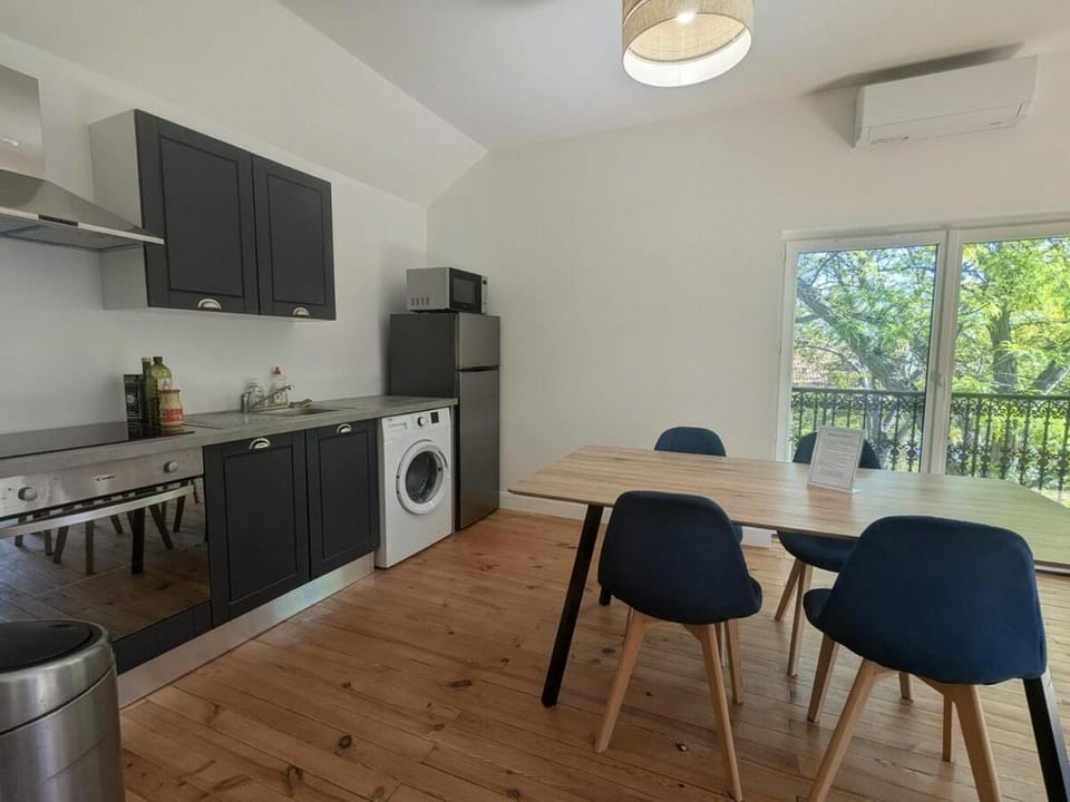Two-bedroom apartment with air conditioning Apartment in Auvergne-Rhône-Alpes